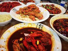 -龙巢盱眙龙虾·牛蛙·烧烤宵夜(八卦岭店)