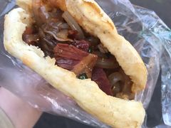 夹牛肉凉粉-小陈方酥锅盔(古城总店)
