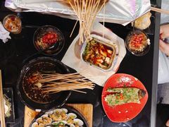 -何师烧烤Pro ·江湖川菜·小龙虾·精酿(太古里旗舰店)