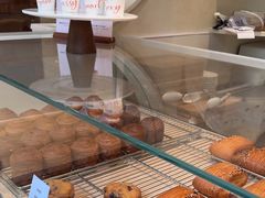 -VERIE BAKEHOUSE