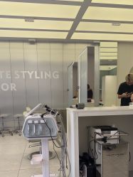 -PE SALON