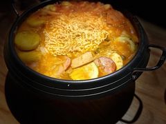 部队锅-晃晃悠悠酒肉合作社