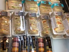 -85度C(生甜甜圈研究工坊·上海局门店)