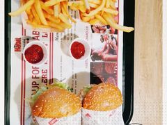 -The Habit Burger Grill 哈比特汉堡(复兴soho店)