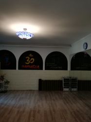 -瑜舍瑜伽连锁教室