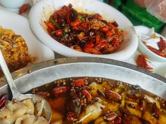 -鑫巴蜀小镇 · 水煮鱼专研店(玉桥店)