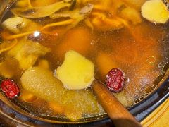 -半山腰·云南菜(侨福芳草地店)