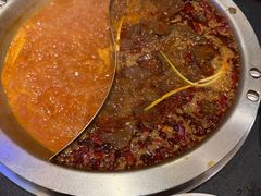 -沸炉重庆老火锅(军事博物馆店)