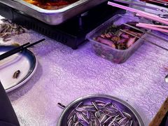 -海盗船. 龙虾烧烤. 酒馆