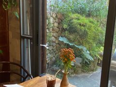 -蓝壁虎咖啡酒馆