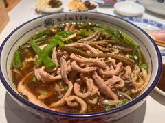 -镇南锅盖面馆(解放路店)