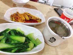 -一小子·排骨咸饭(龙山文创园店)