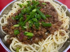炸酱面有豆芽芹菜-蒋炸酱(内东街店)