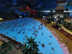 -青岛东方影都融创水世界