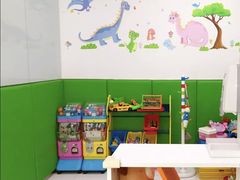 -岳辰齿科(浦东长泰店)