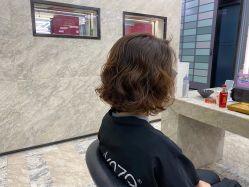 -AKOZO Beauty Salon