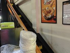 -BHC炸鸡(明洞总店)