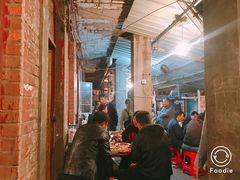 -冶建镜子·老南昌大排档·江西虾王(总店)