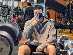 -汗水空间私教健身连锁(SM广场店)
