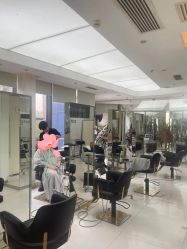-CUT CUT Hair Salon