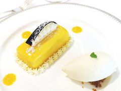 -La Villa French Restaurant