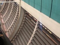 -龙阳路磁悬浮列车总站-停车场