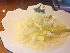 凉拌藕节-魏铭鱼头捞饭(晋阳路店)