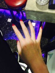 -欧雅婚纱美甲