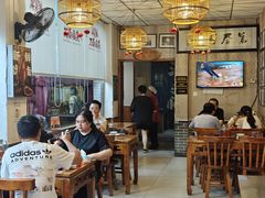 -老鼎万春卤菜(五代传承创始老店)