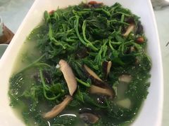 -御满江海鲜酒家(洛溪新城店)