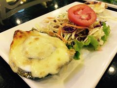 -J Daeng Seafood
