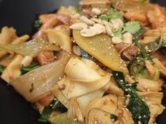 -醉人椒麻辣香锅(王府井喜悦店)
