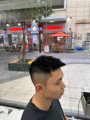 -乾健·烫染·接发SALON