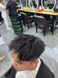 -藤野造型烫染·漂发