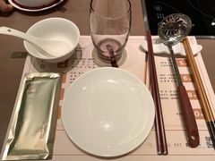 餐具摆设-協成海鮮火鍋(老店)