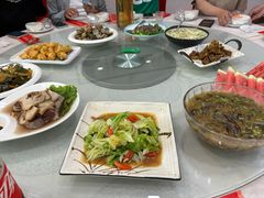 -鸿运来美食府