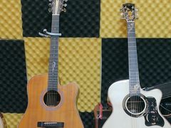 -八度音乐吉他教室(汉广店)