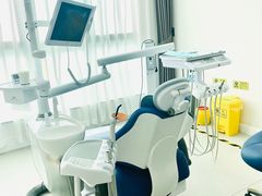 -华颜美口腔矫正·种植牙