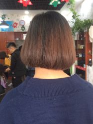 -都市靓剪烫染沙龙