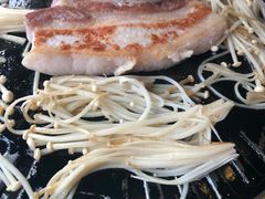 -唯成•韩国炭火烤肉 유성고기