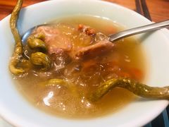 石斛雪莲子煲老鸽-真味汤馆(汽博店)