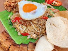 印尼式炒飯-Naughty Nuri’s Phuket