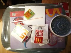 -麦当劳(伟城广场店)