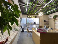 -视野联行眼镜·蔡司·控优点授权(长白万象汇店)