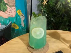 晴空气泡水-ZING COFFEE 镜咖啡