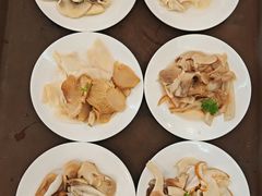 -天宜隆蘑菇宴火锅(石景山旗舰店)