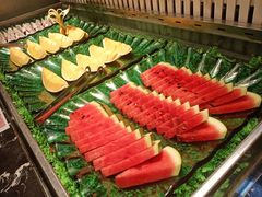 水果-釜御山海鲜烤肉火锅自助(新城市中心店)