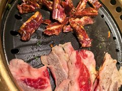 -蚂蚁洞·烤肉大营地(上海静安大悦城店)