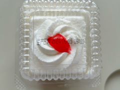 -红宝石·鲜奶小方·海派西点房(莘庄龙之梦店)