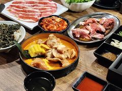 -山居屋炭火烧肉(厚街万达店)